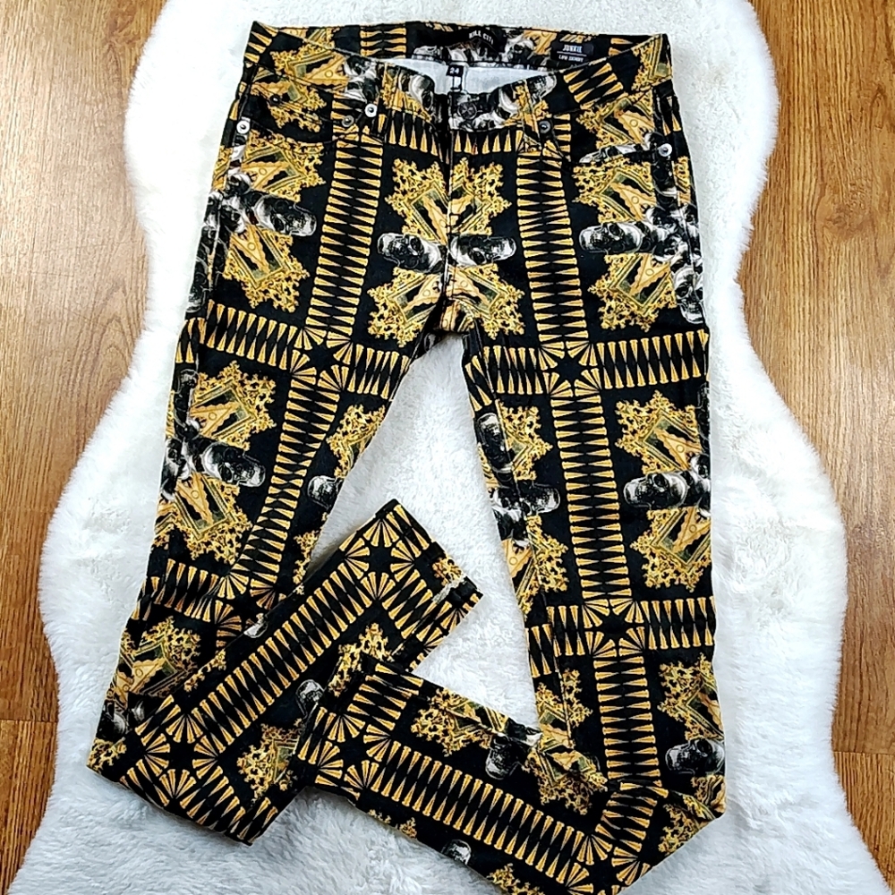 Kill City Junkie Low Skinny Skull Print Jeans Black Gold Size 24